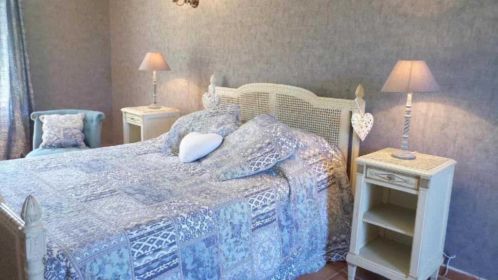 Les Roses De Montherlant Quarto foto